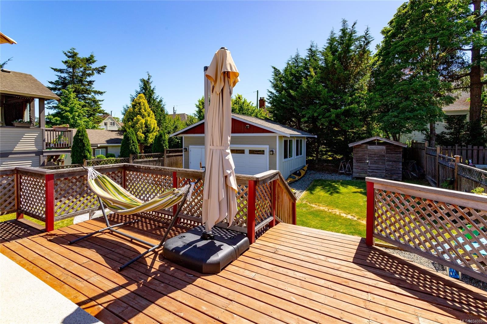 367 Vincent Ave, Saanich, BC