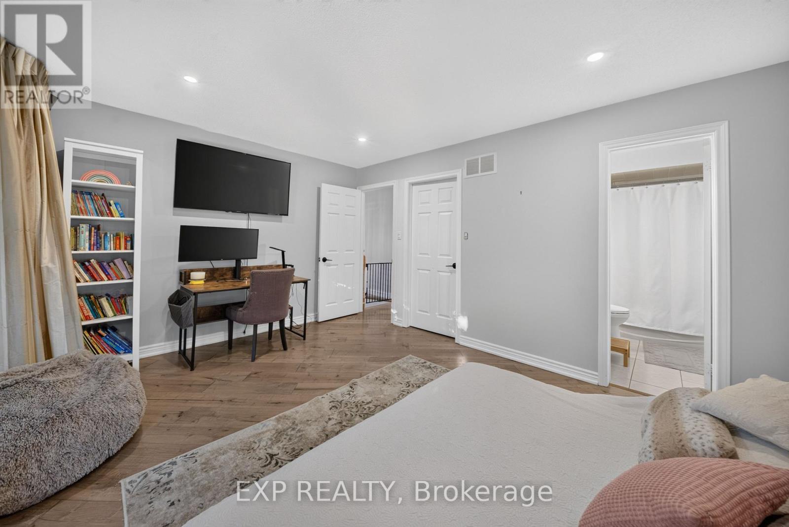 1158 Campbell Court, Burlington, ON