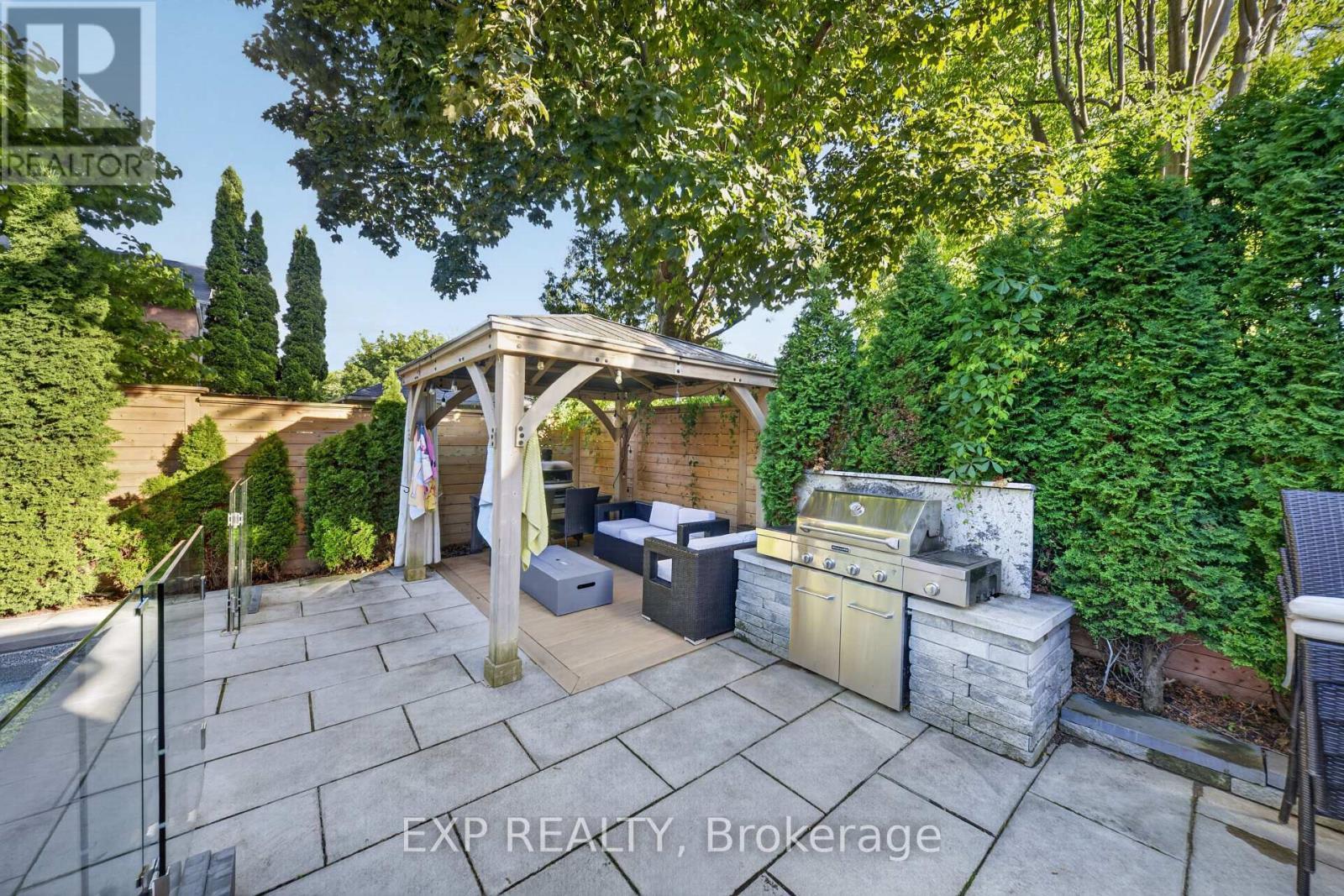 1158 Campbell Court, Burlington, ON