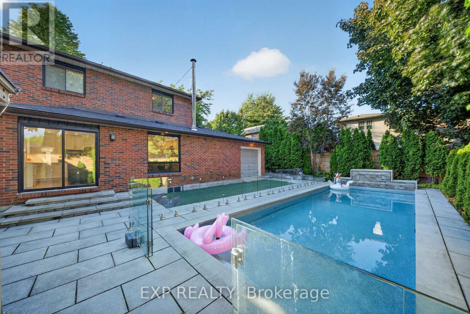 1158 Campbell Court, Burlington, ON