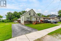 21 MAPLE STREET Tay (Victoria Harbour), ON L0K 2A0