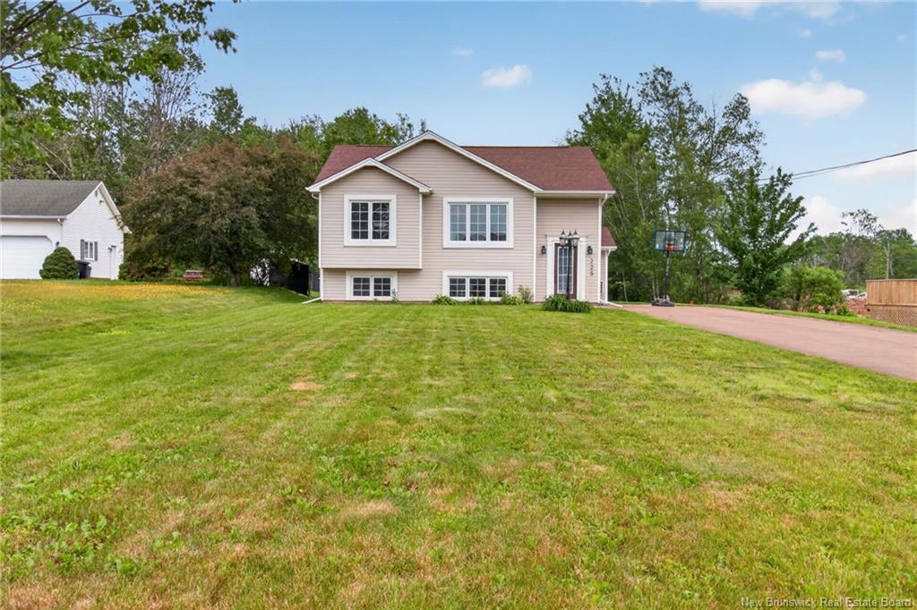 225 Thomas St, Dieppe, NB