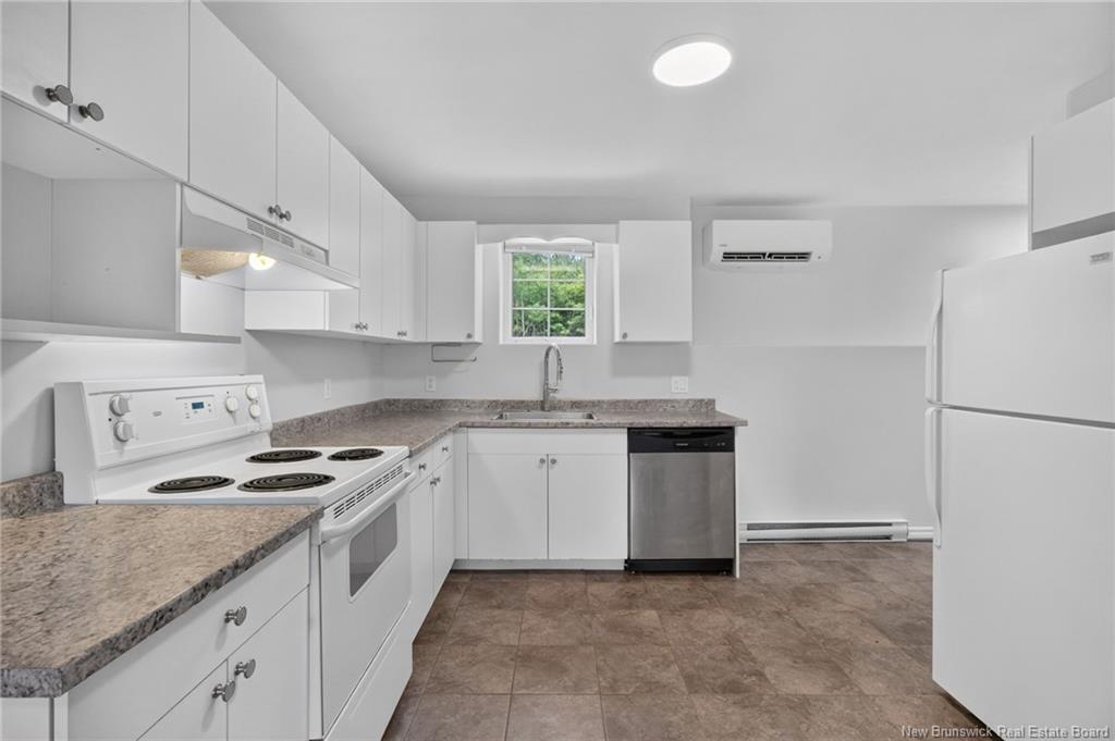 225 Thomas St, Dieppe, NB