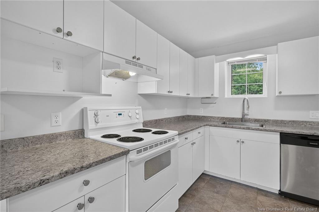225 Thomas St, Dieppe, NB