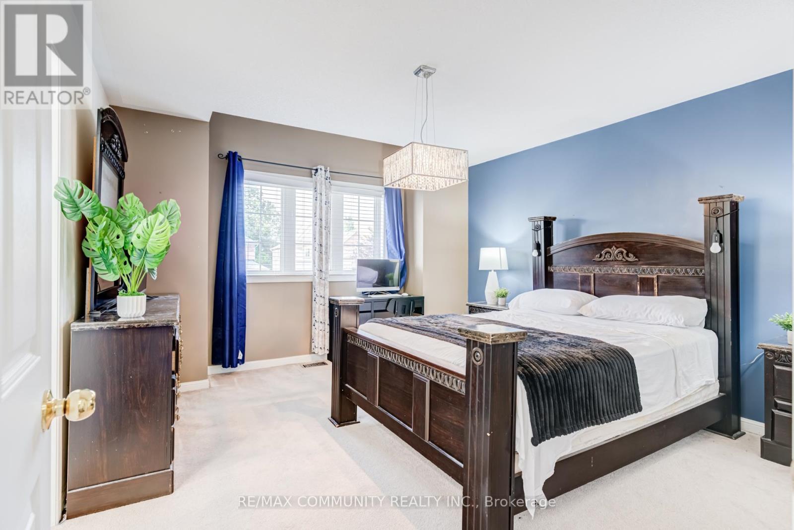 940 Ormond Drive, Oshawa, ON