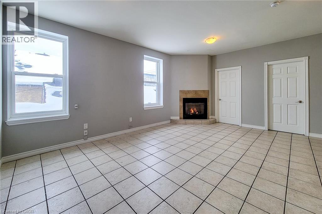 340 1/2 Barton Street E Unit# 1, Hamilton, ON