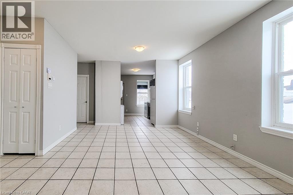 340 1/2 Barton Street E Unit# 1, Hamilton, ON