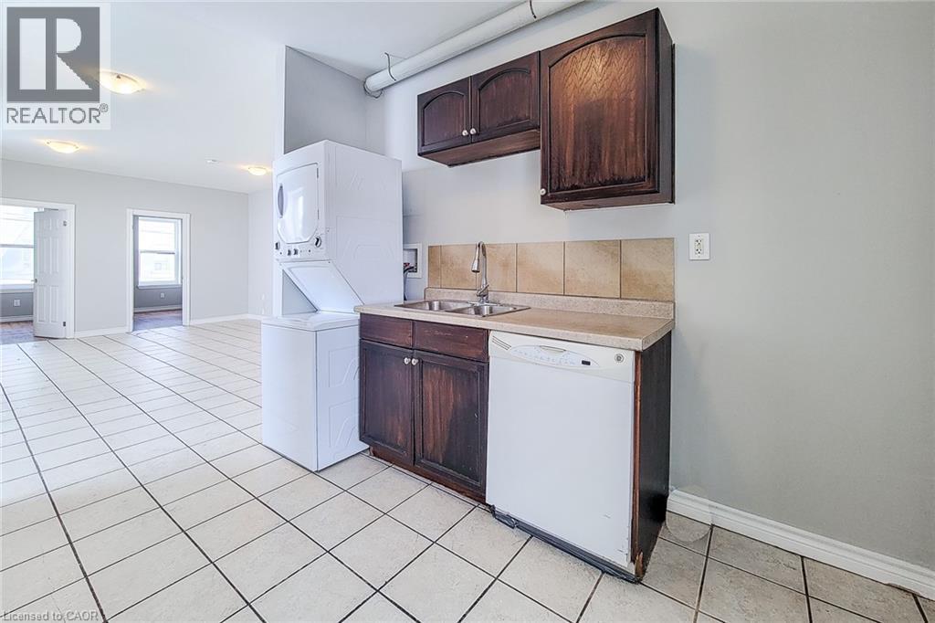 340 1/2 Barton Street E Unit# 1, Hamilton, ON