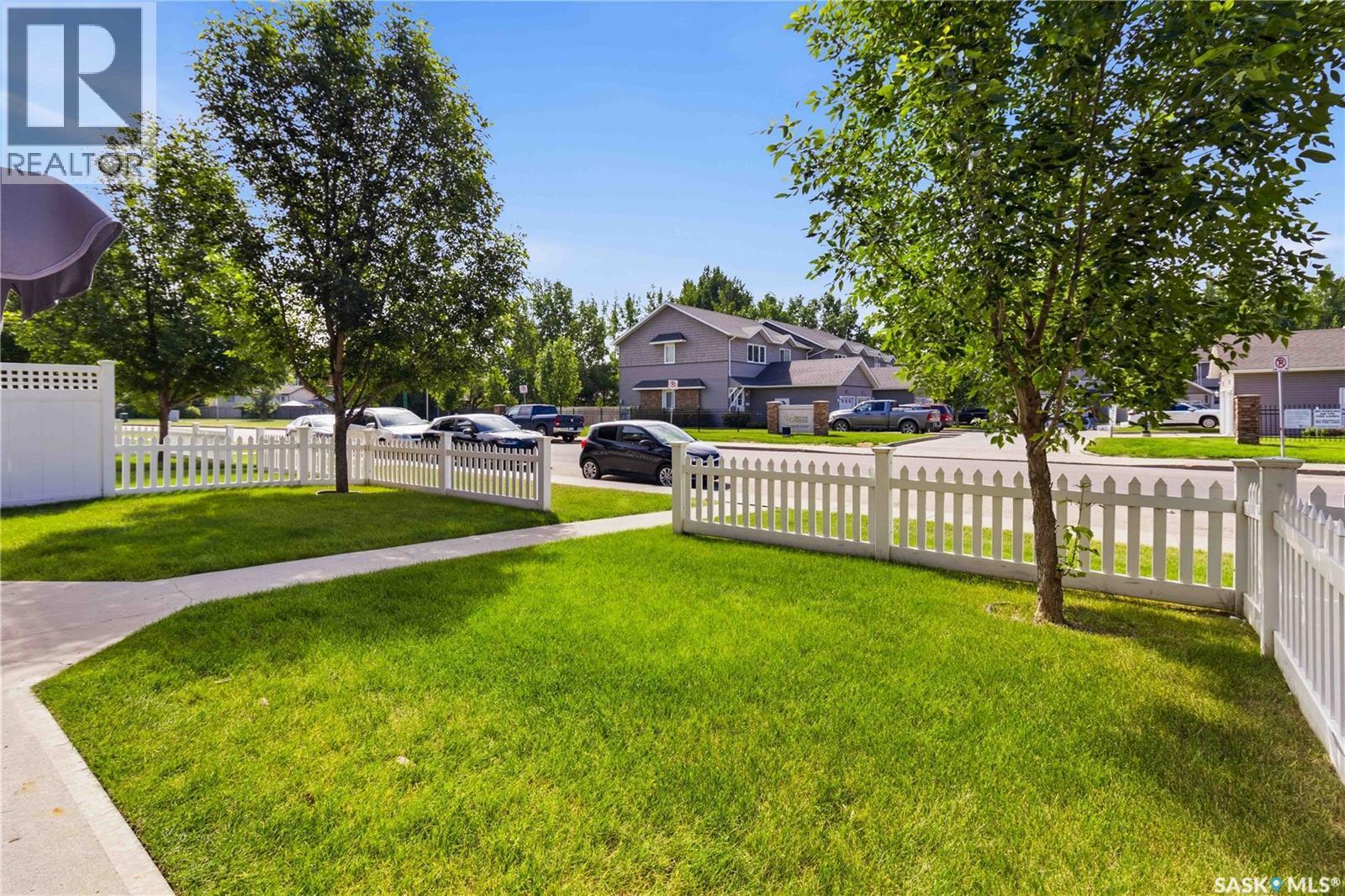 807 110 Shillington Crescent, Saskatoon, SK