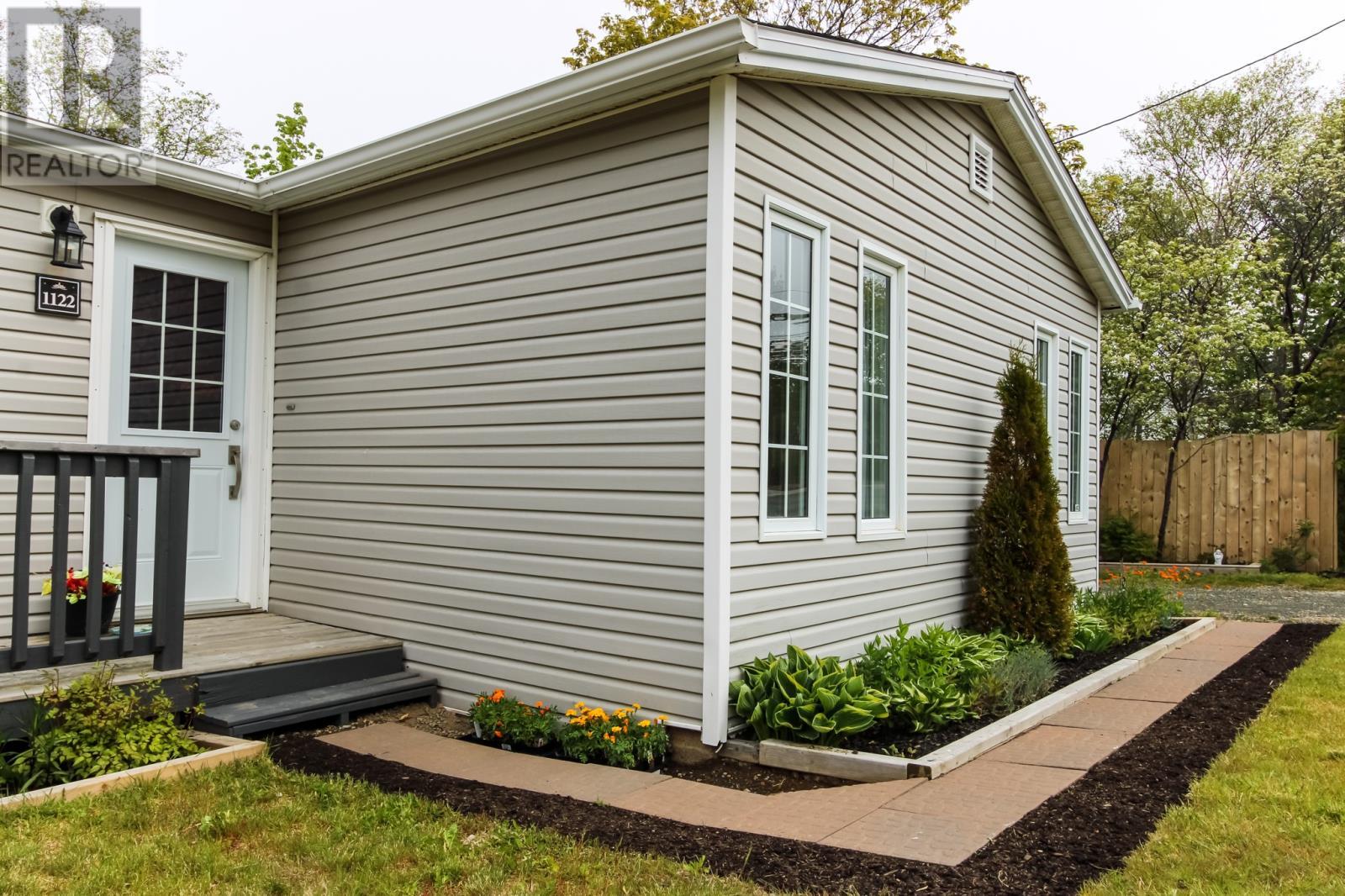 1122 Conception Bay Highway, Conception Bay South, NL