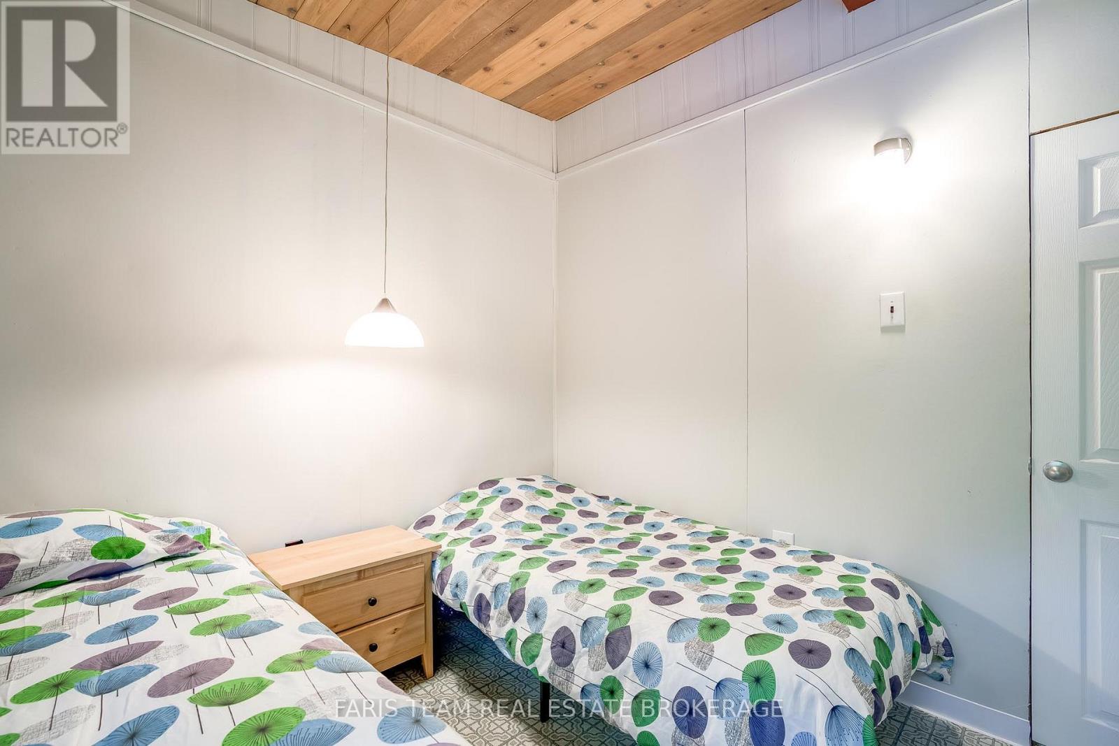 34 Quesnelle Drive, Tiny, ON