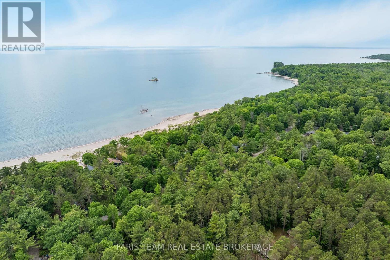 34 Quesnelle Drive, Tiny, ON