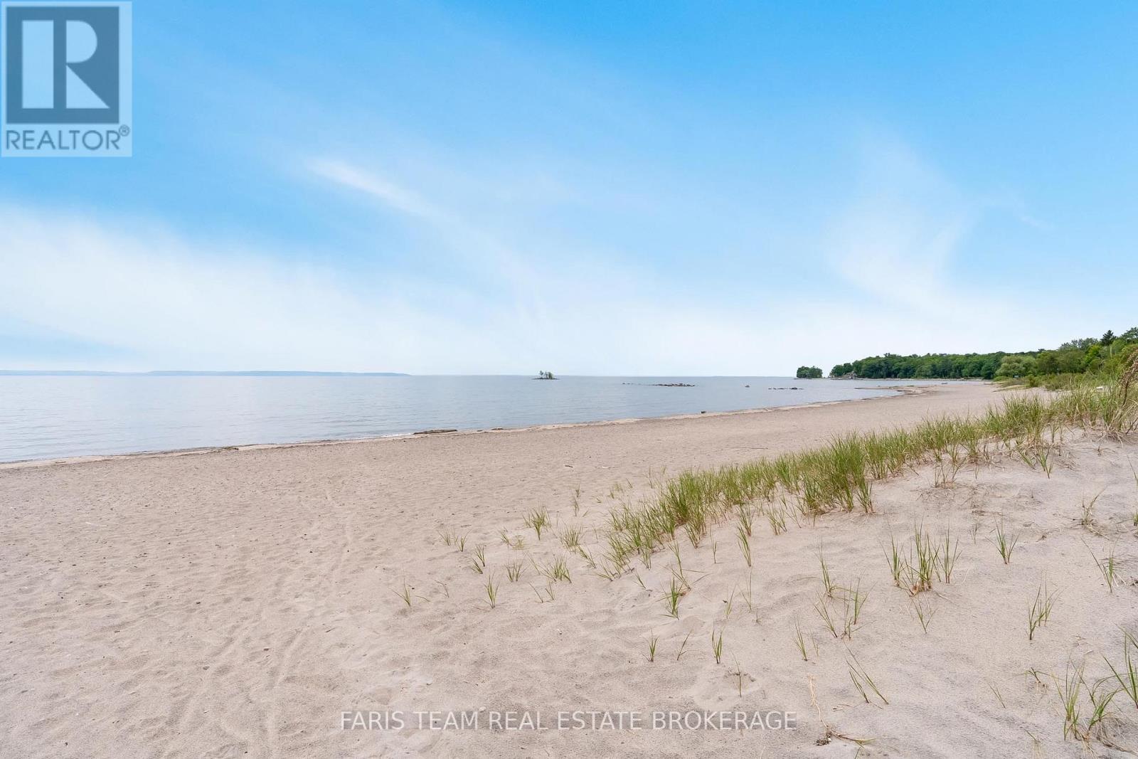 34 Quesnelle Drive, Tiny, ON