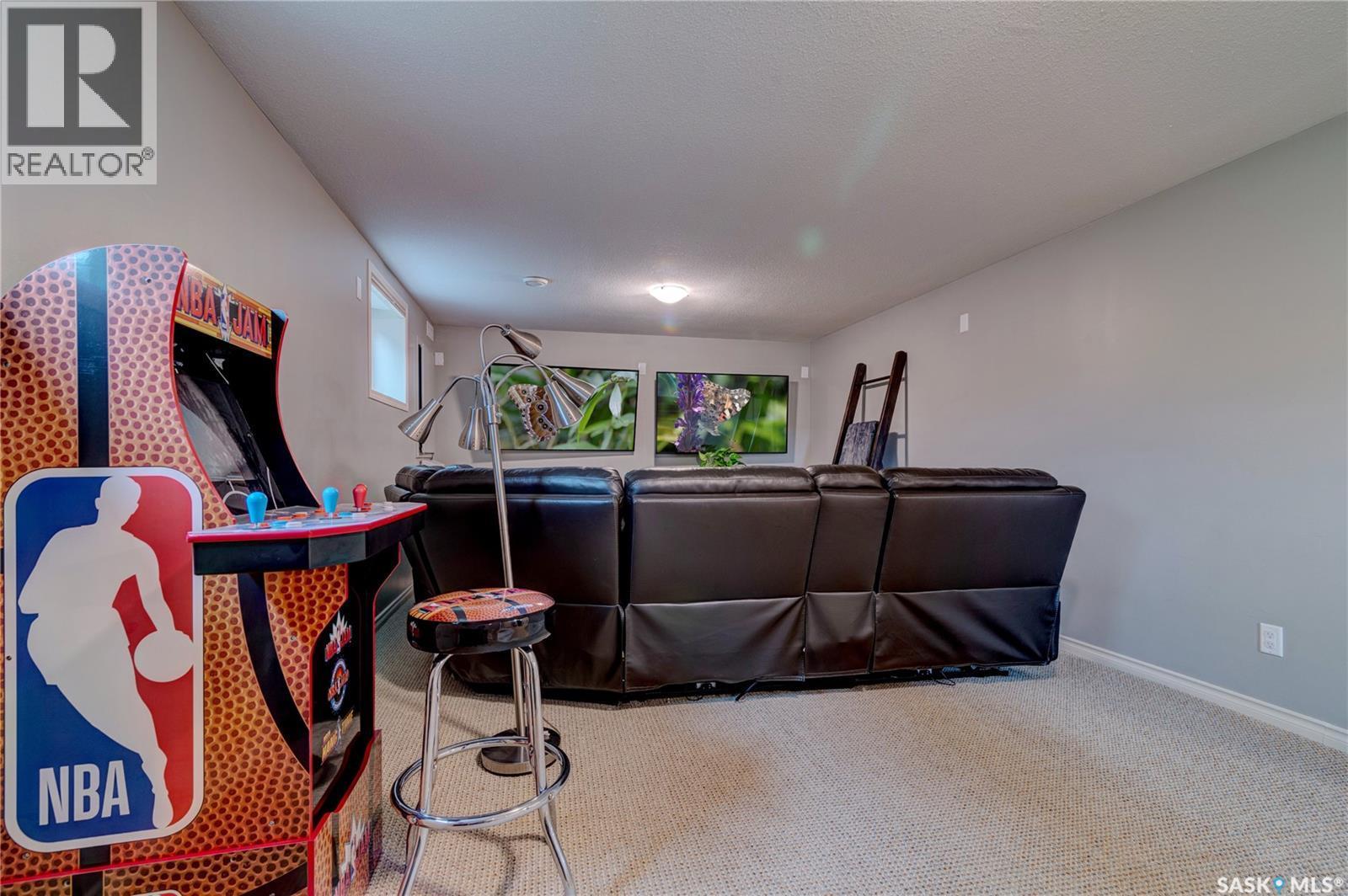751 Bluebird Crescent, Regina, SK