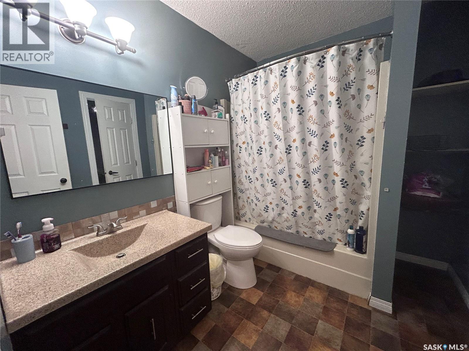 500 Willow Bay, Estevan, SK