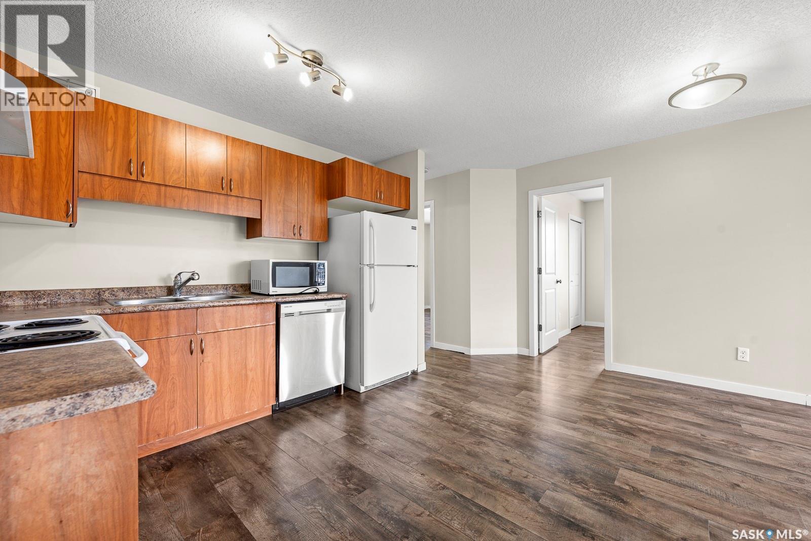 101 5051 James Hill Road, Regina, SK