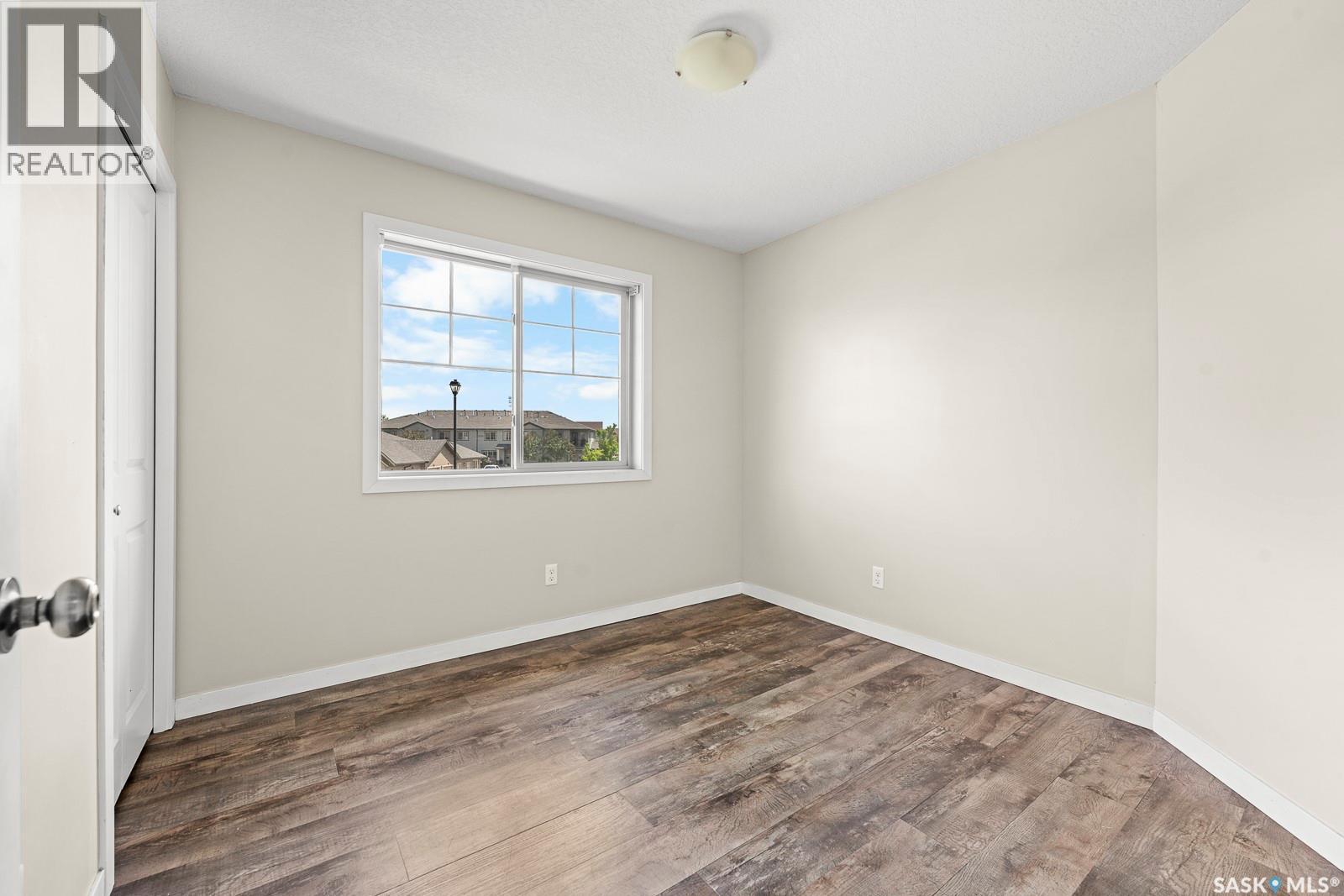 101 5051 James Hill Road, Regina, SK