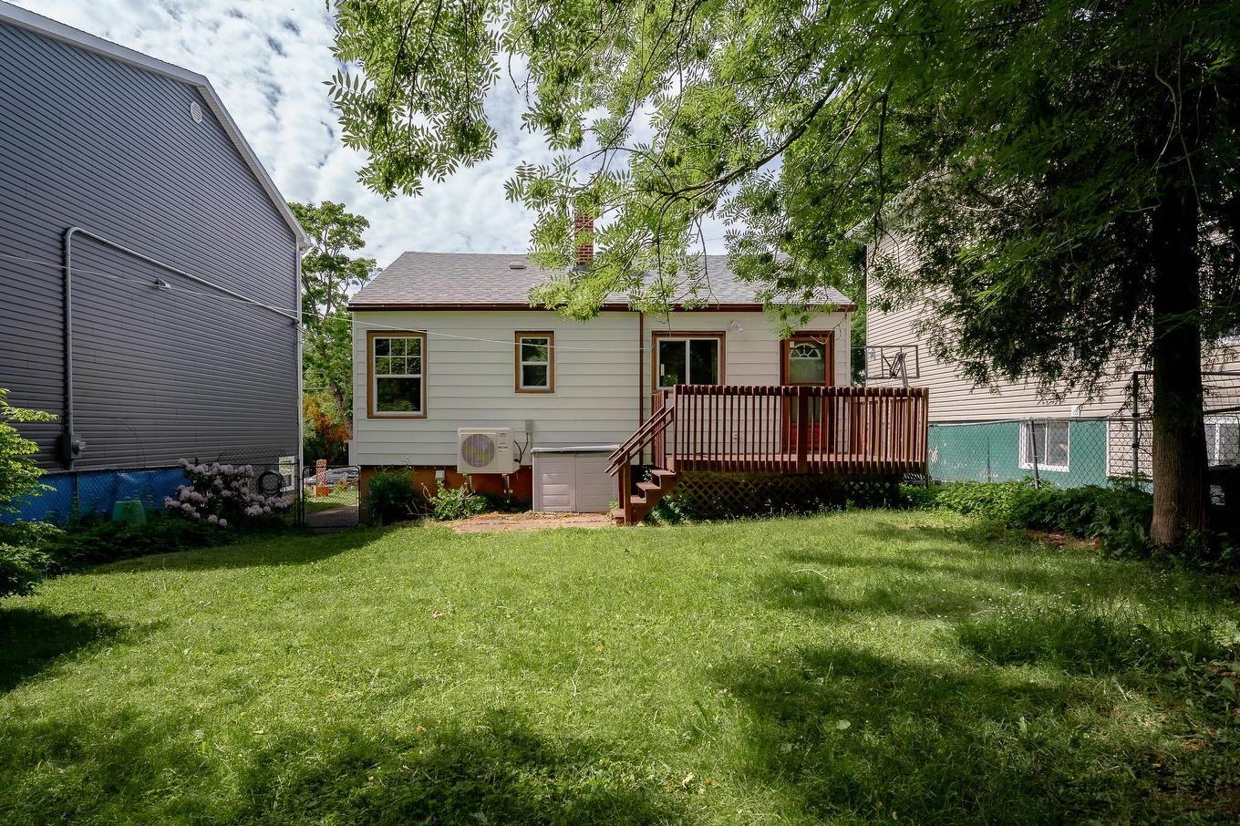 6474 Roslyn Road, Halifax, NS
