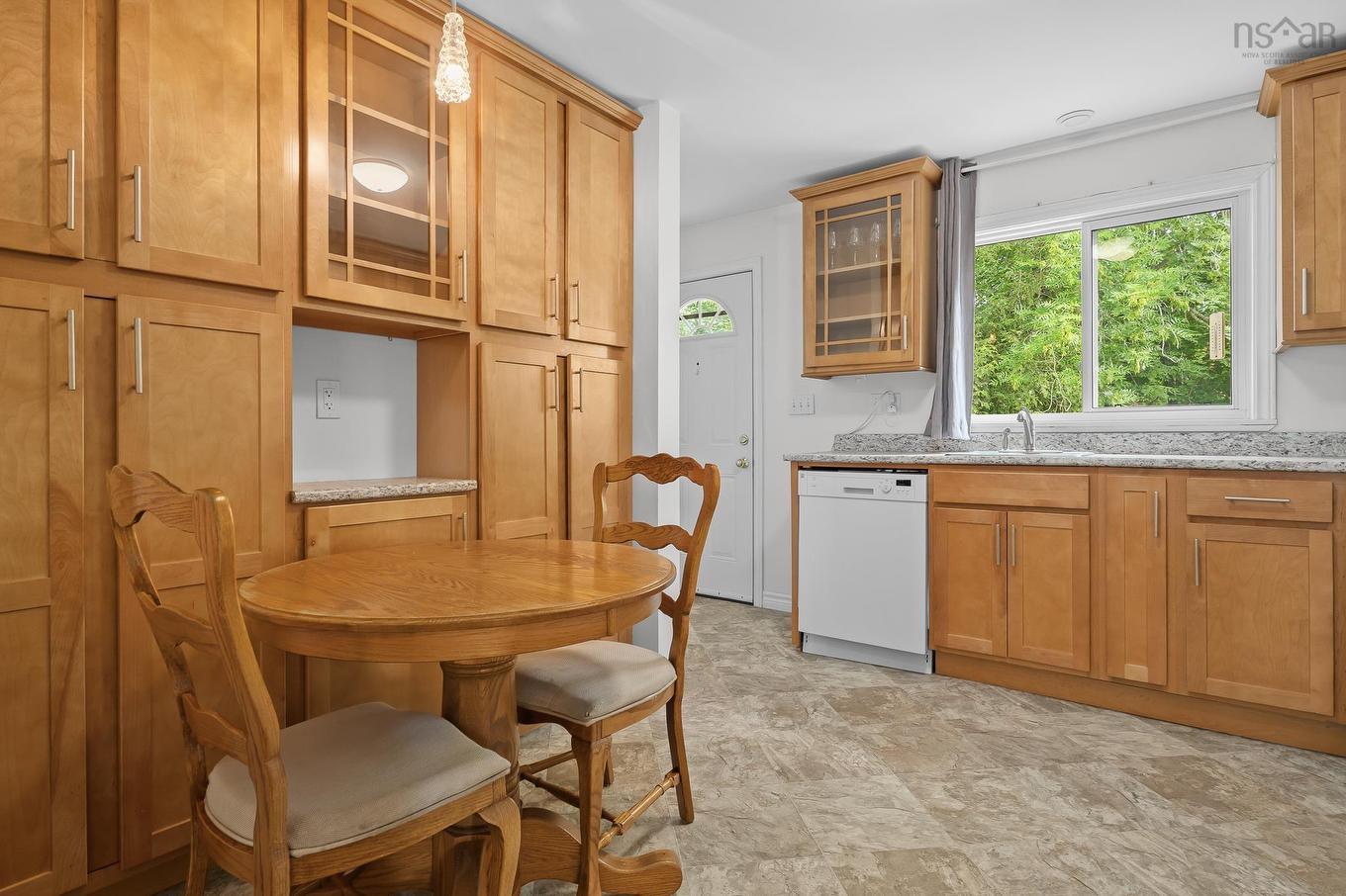 6474 Roslyn Road, Halifax, NS