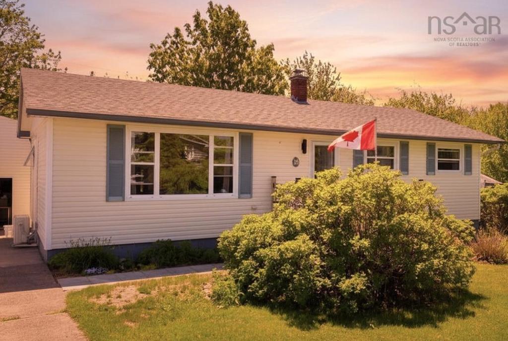 18 Oak Crescent, Port Hawkesbury, NS