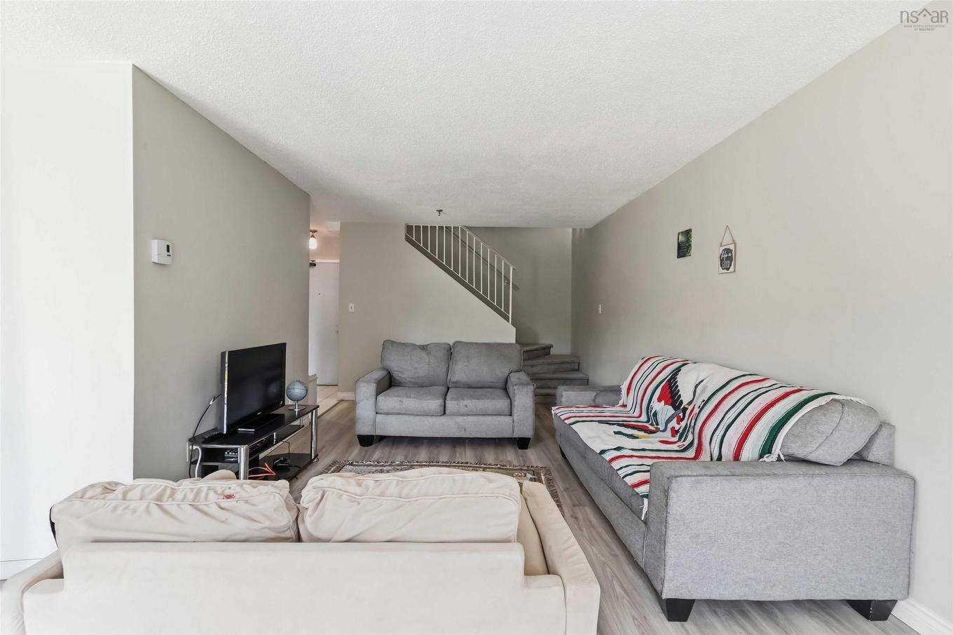 303 15 Knightsridge Drive, Halifax, NS