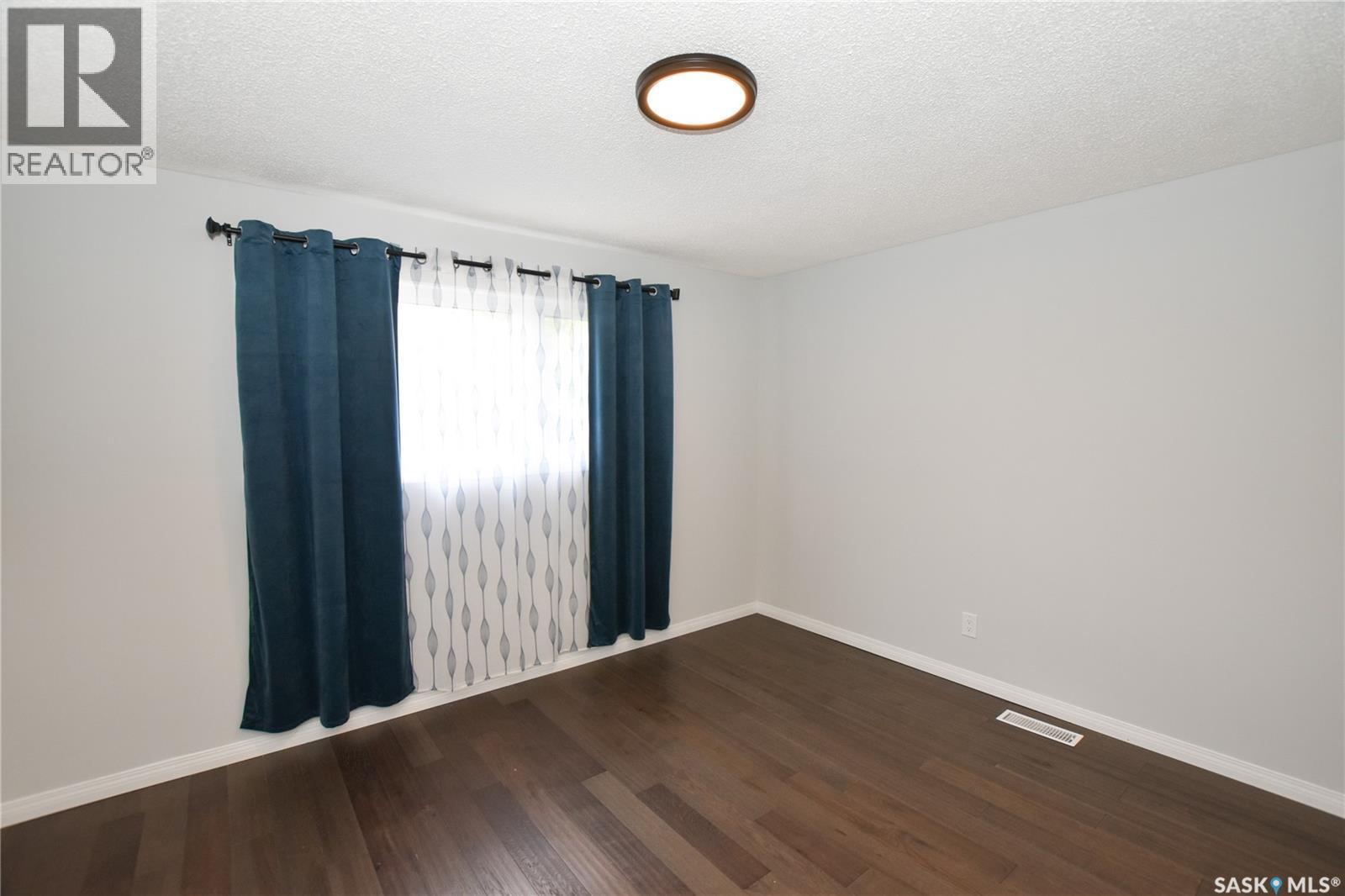 2315 St George Avenue, Saskatoon, SK