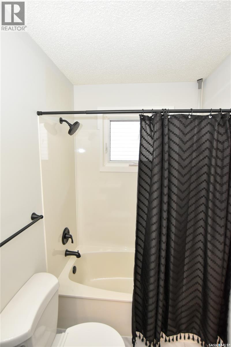 2315 St George Avenue, Saskatoon, SK