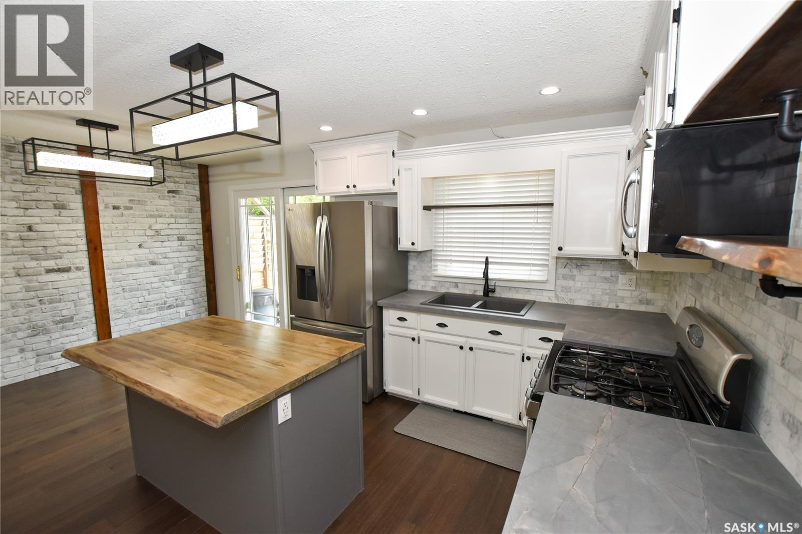 2315 St George Avenue, Saskatoon, SK