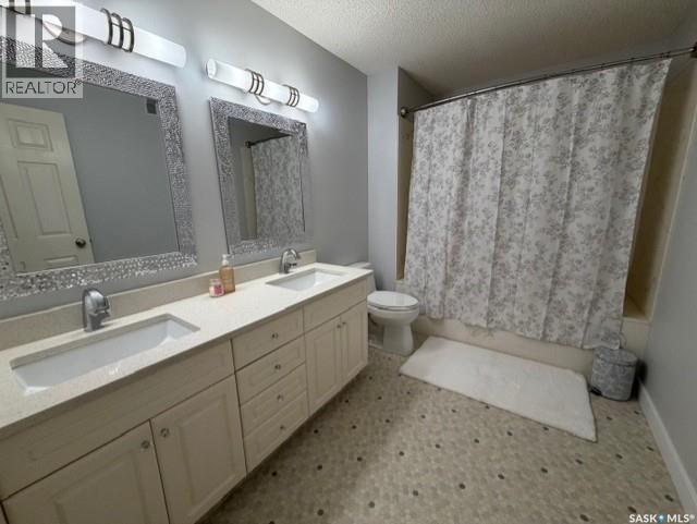 5172 Wascana Vista Place, Regina, SK