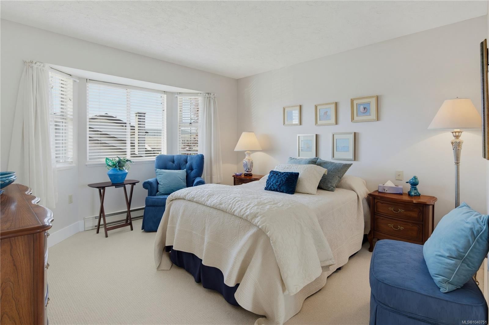 #24-2070 Amelia Ave, Sidney, BC
