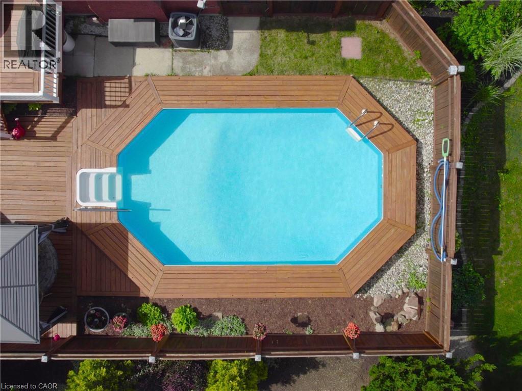 Onground heated salt-water pool - 120 Lynndale Road, Simcoe, ON