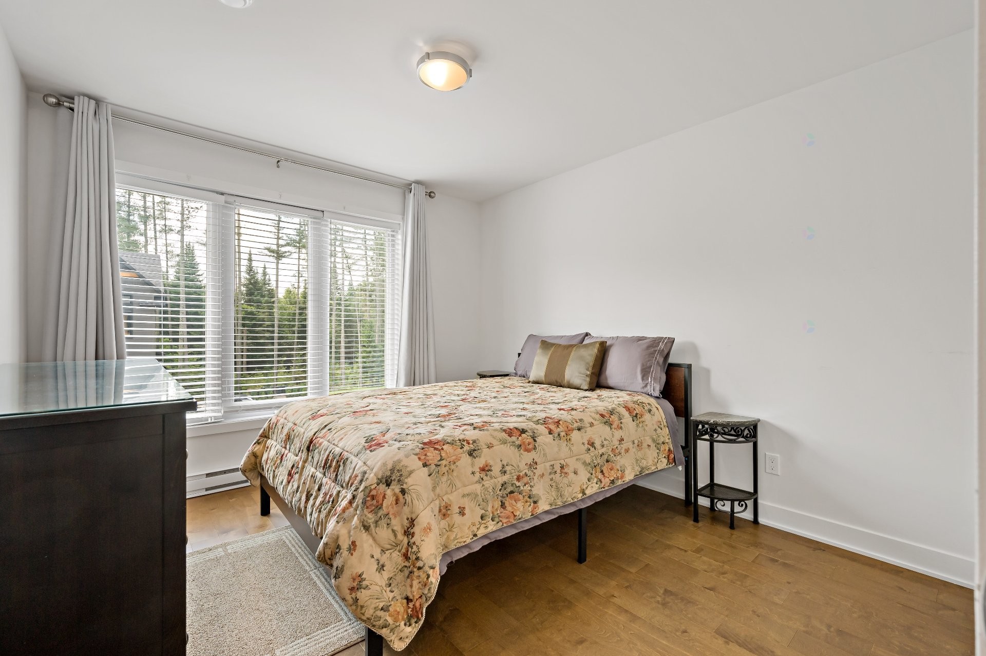 Bedroom - 573 Rue Charlie-Forbell, Mont-Tremblant, QC