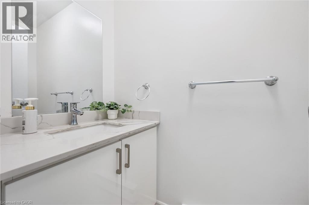 Main floor two piece bath - 178 Westcourt Place, Waterloo, ON
