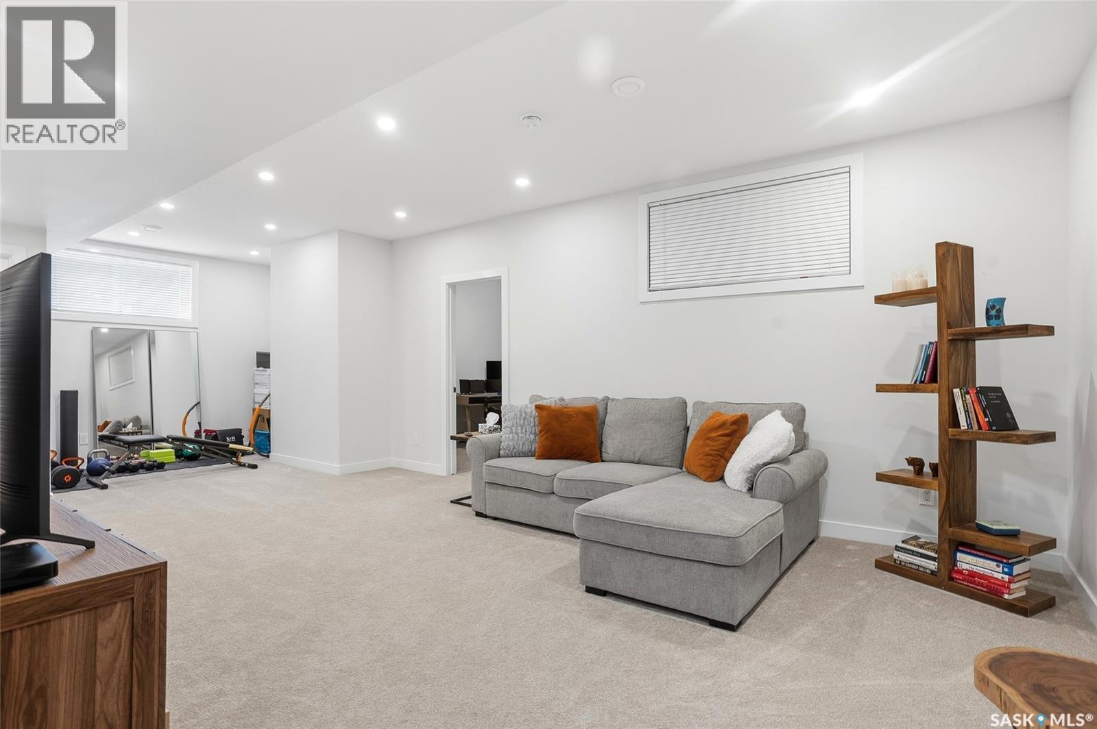 606 Pichler Crescent, Saskatoon, SK