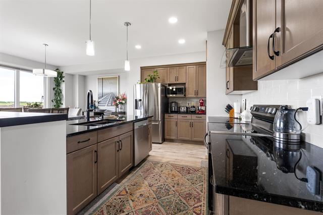 98 Red Sky Rd, Winnipeg, MB