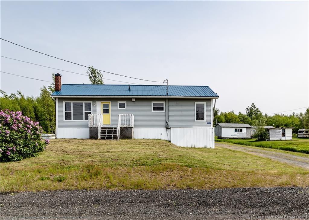 5247 Route 117, Baie-Sainte-Anne, NB