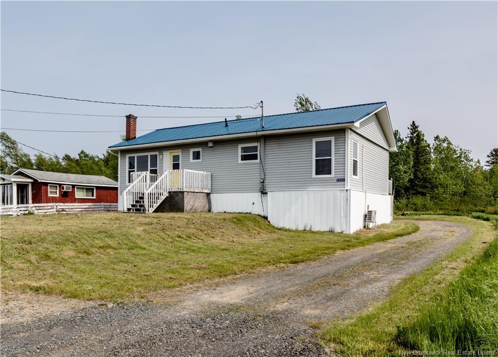 5247 Route 117, Baie-Sainte-Anne, NB