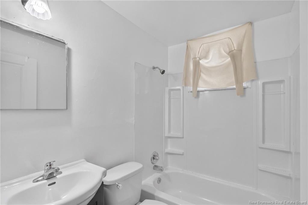 237 Humphrey St, Moncton, NB