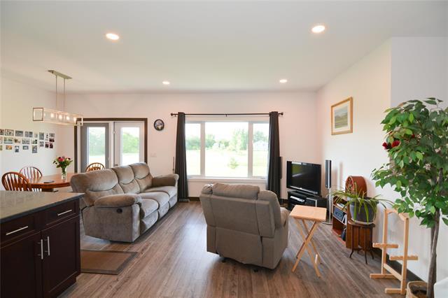 2220 Ash Lane, Ile Des Chenes, MB