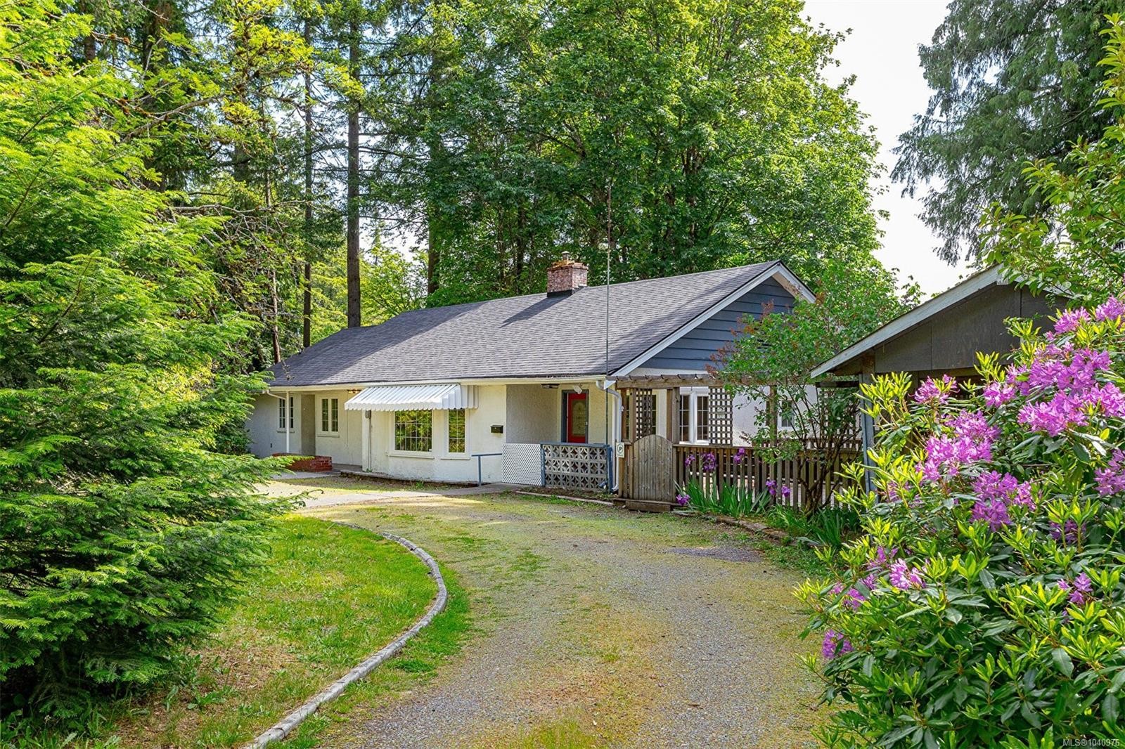 3056 Gibbins Rd, Duncan, BC