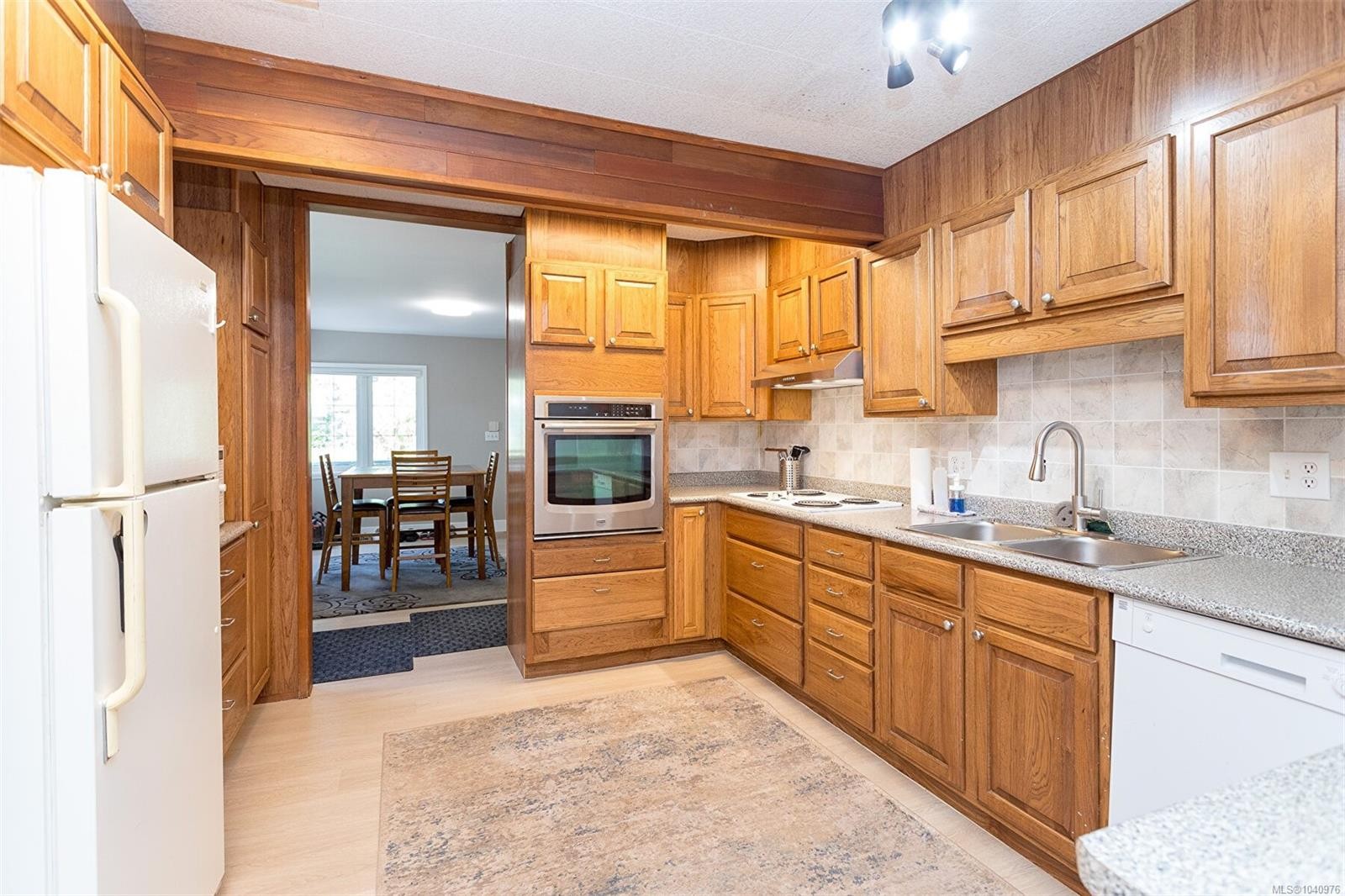 3056 Gibbins Rd, Duncan, BC