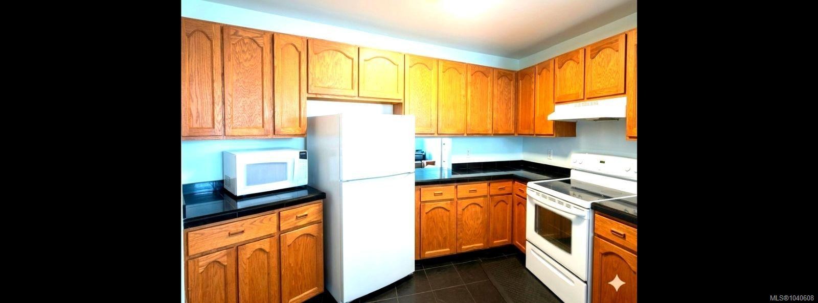 #302-30 Cavan St, Nanaimo, BC