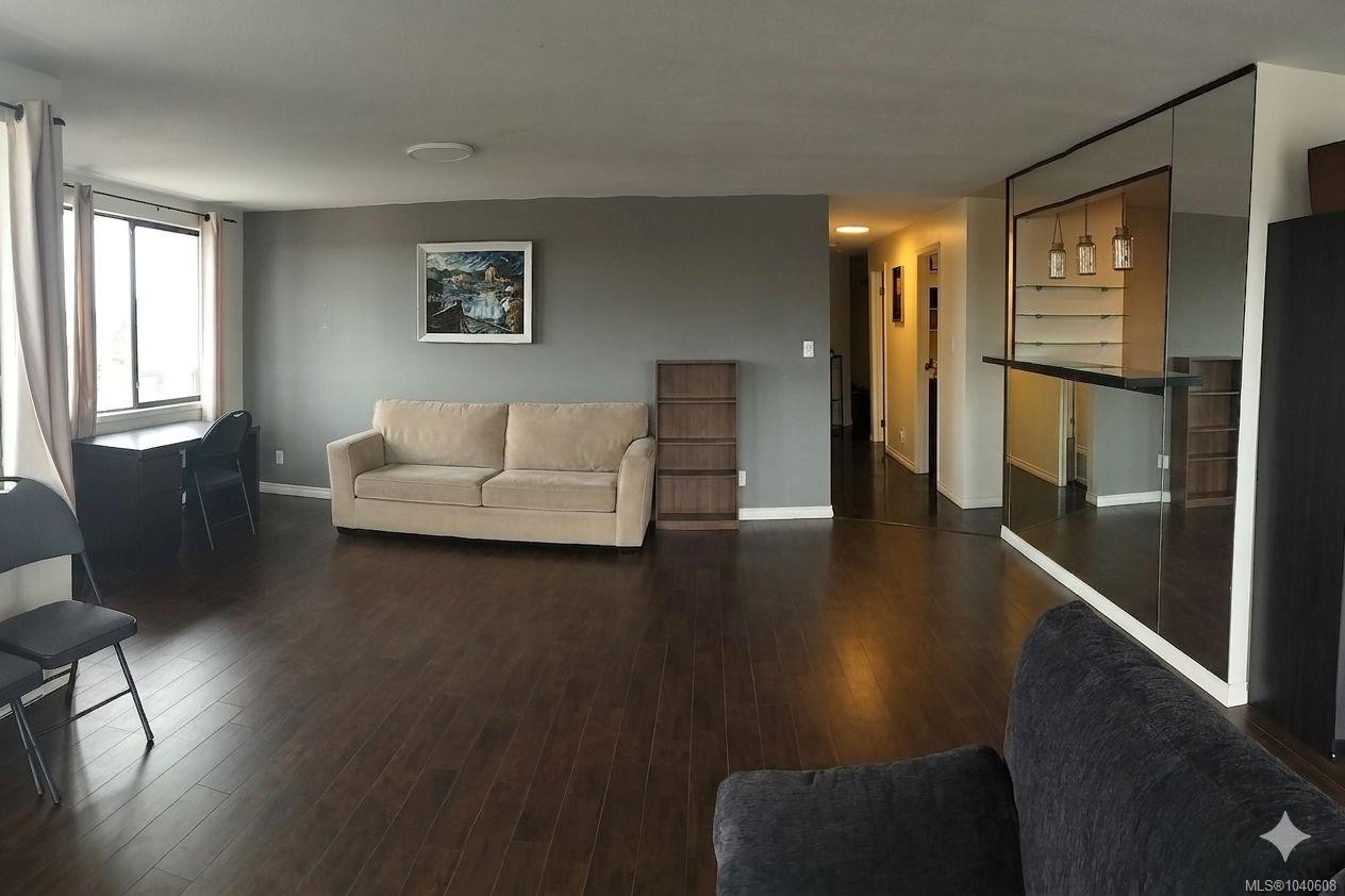 #302-30 Cavan St, Nanaimo, BC