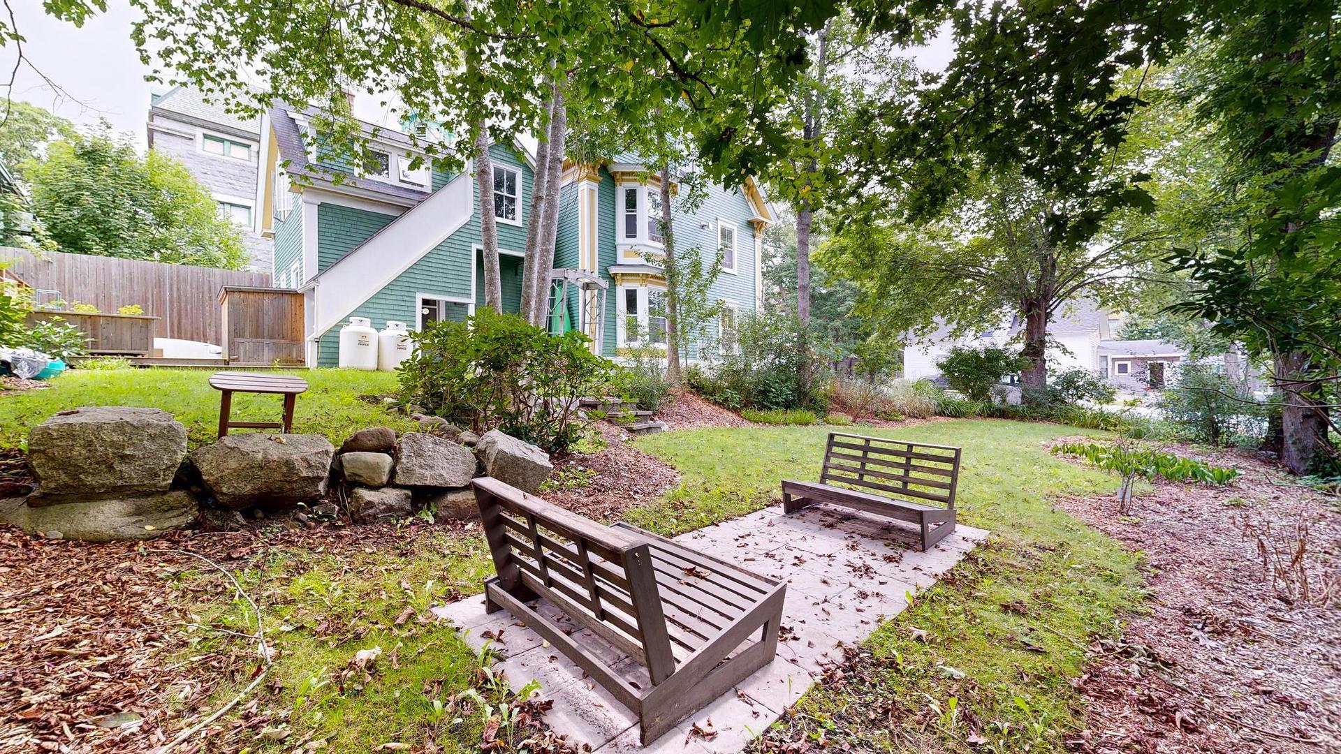 16 John Street, Shelburne, NS