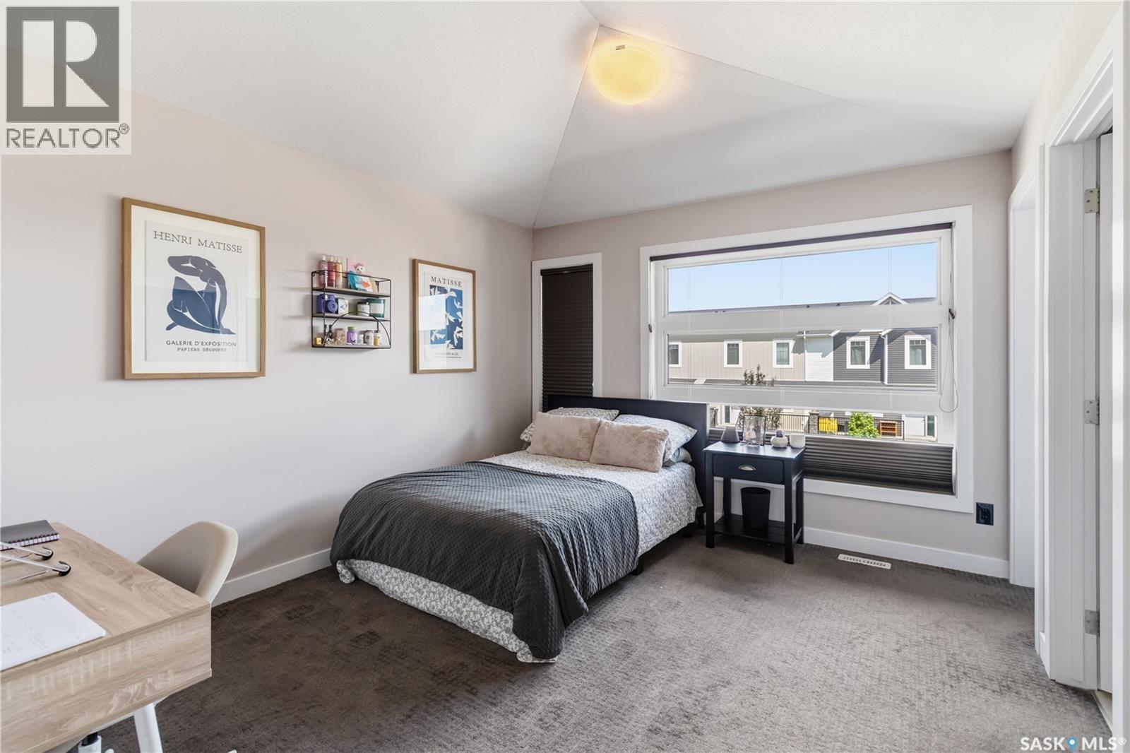 527 Kloppenburg Crescent, Saskatoon, SK