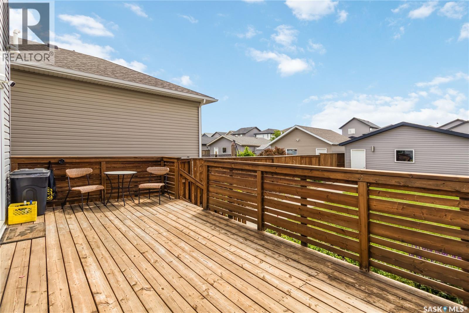 527 Kloppenburg Crescent, Saskatoon, SK
