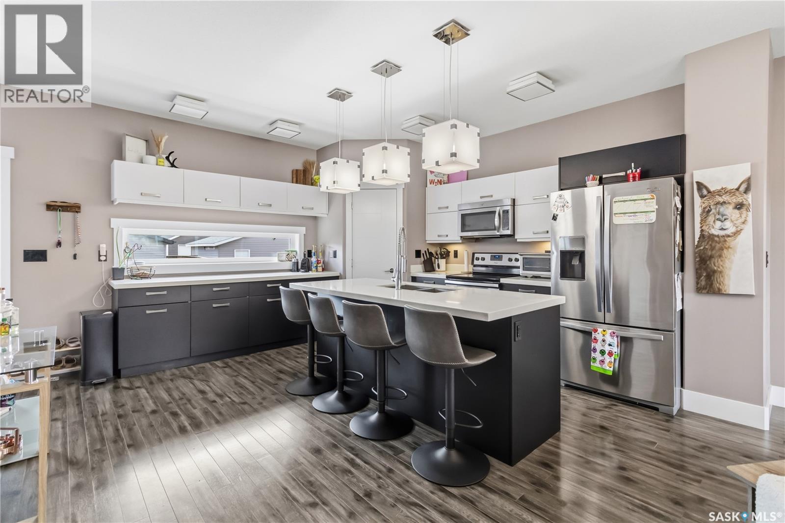 527 Kloppenburg Crescent, Saskatoon, SK