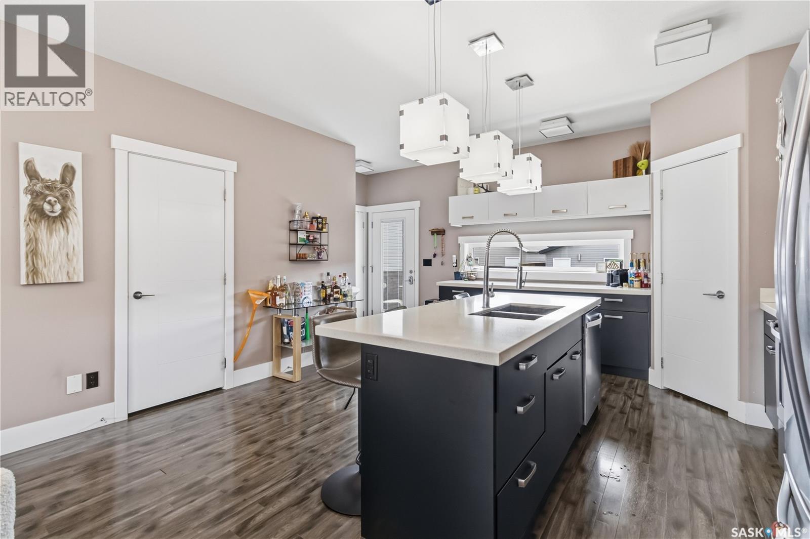 527 Kloppenburg Crescent, Saskatoon, SK