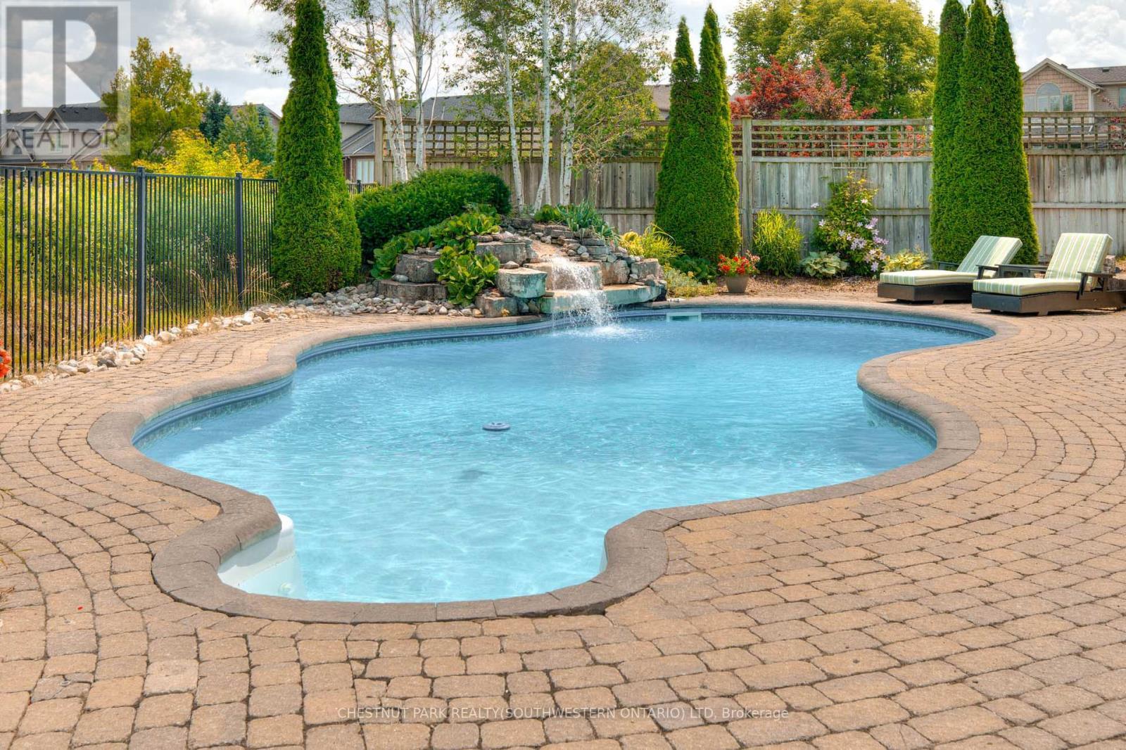 363 Golf Course Road, Woolwich, ON