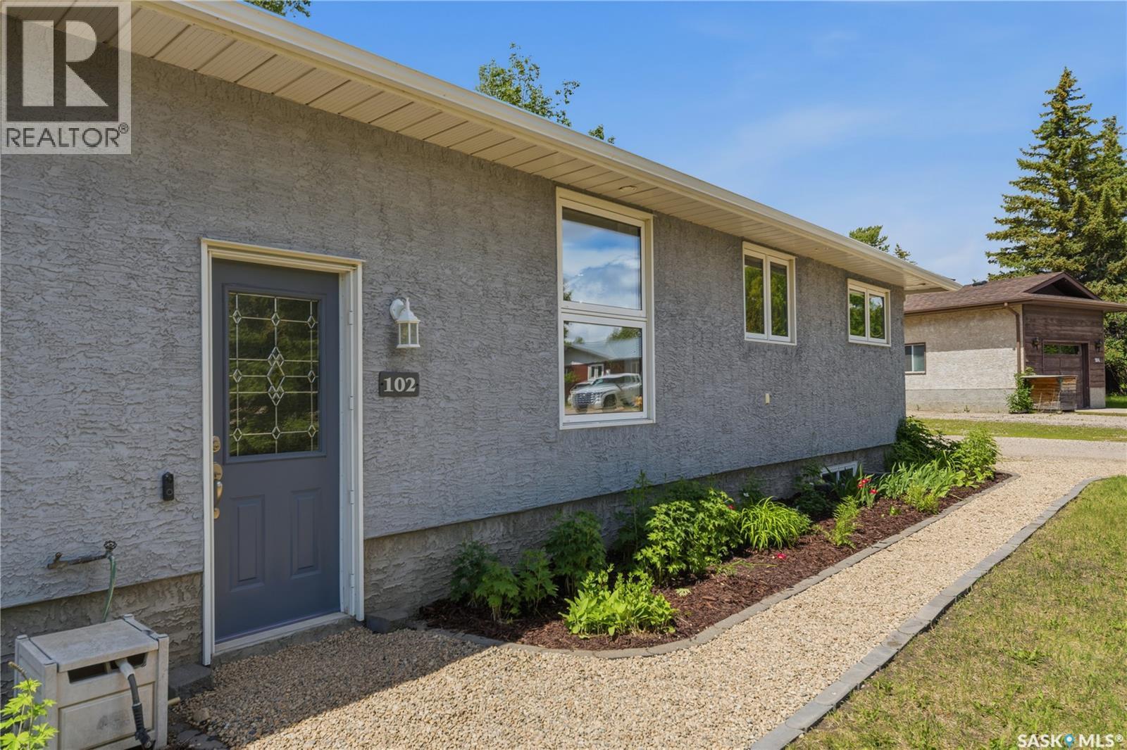 102 Plaxton Place, Regina Beach, SK